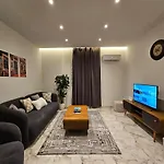 Dhb Stays Downtown Cairo 1Br Flat 83